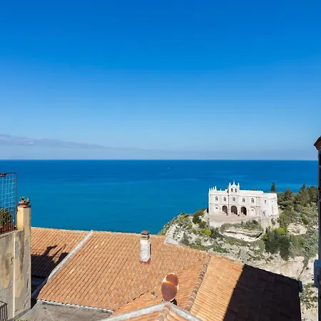 Bed & Breakfast All'angolo Della Torre *