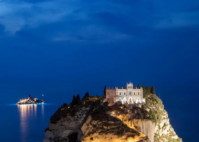 All'angolo Della Torre Tropea